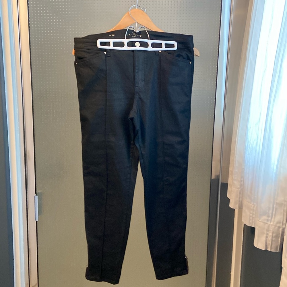 White House Black Market coated skinny pants